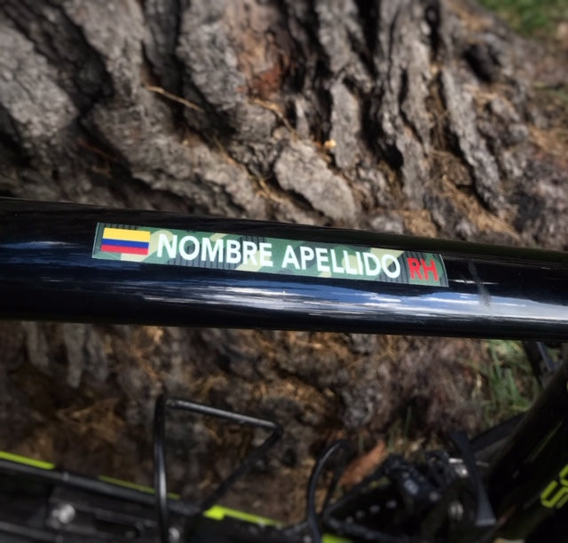 Stickers en Vinilo LAMINADO. Versión CAMUFLADO. Pack 4 GRANDES + 4 PEQUEÑOS.