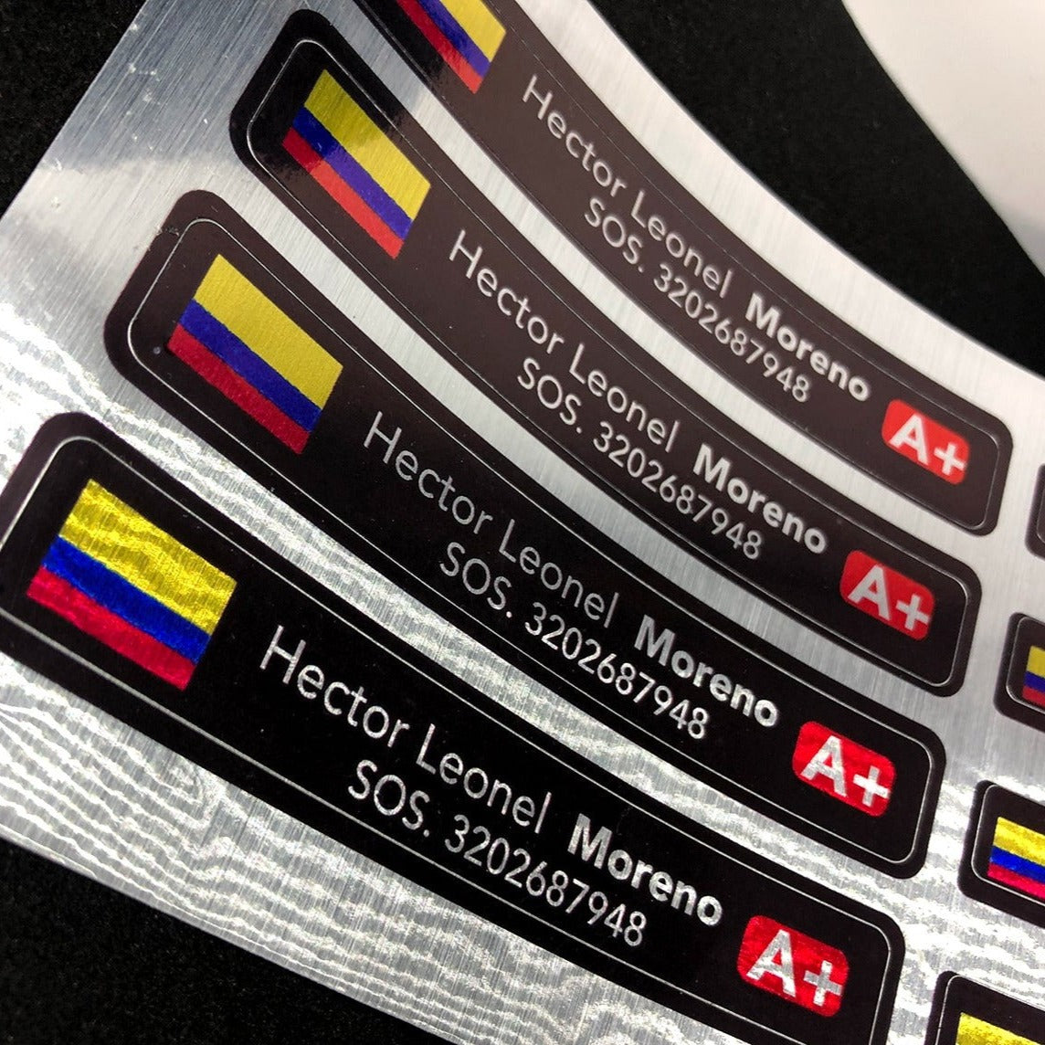 Stickers en Vinilo LAMINADO METALIZADO. Diferentes versiones. Pack 8 GRANDES + 8 PEQUEÑOS.