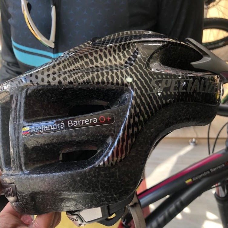 Stickers en Vinilo RESINADO. Pack 4 GRANDES + 4 PEQUEÑOS.