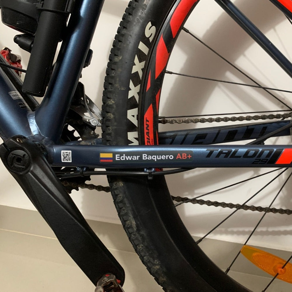 Stickers in Premium Protective Vinyl. Pack of 4 LARGE + 4 SMALL.