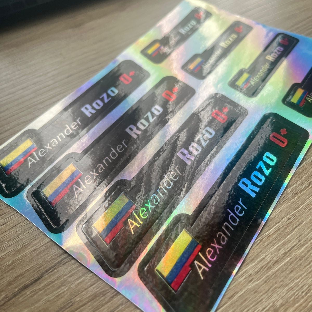 Stickers Personalizados. Versión METALIZADO – Jefe de Filas